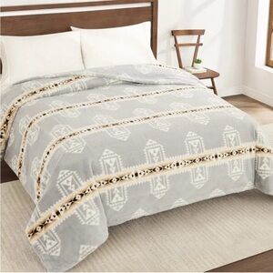 Pendleton Faux Fur Blanket Gray Geometric Size Queen New With Tag